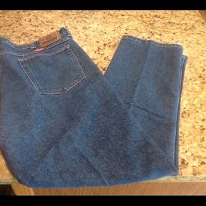Wrangler Jeans 42 x 30 button and zipper